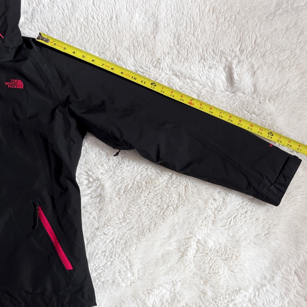 The North Face,Size L,Women's Black and Pink Jacket - Picture 17 of 17